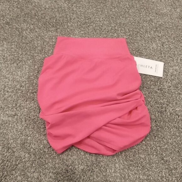Athleta Transcend Skort. Coral petal pink color. Size XXS NWT - Picture 6 of 9